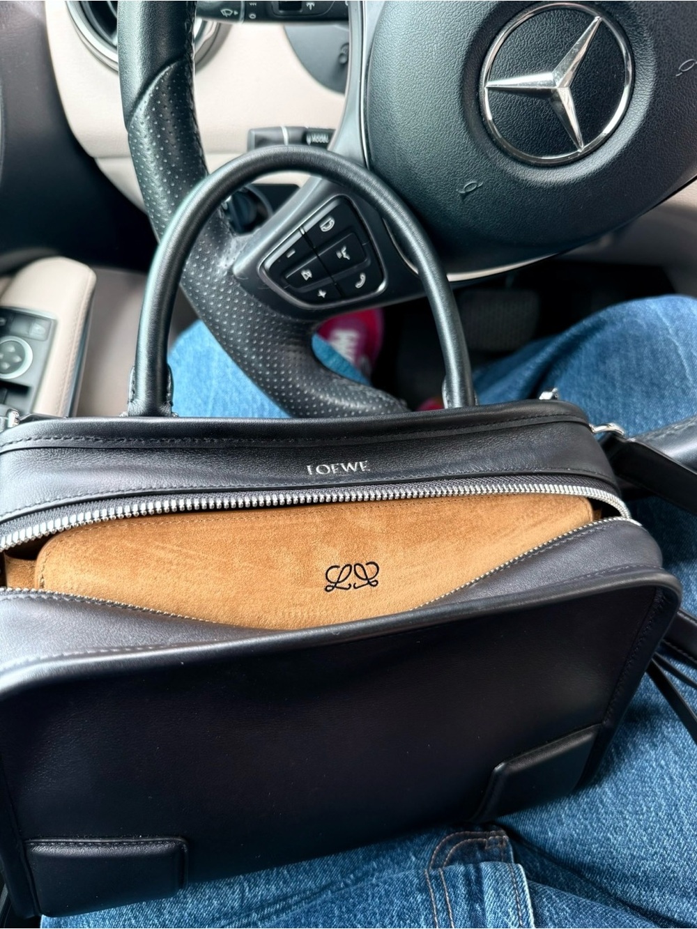 LOEWE AMAZONA 180 SMALL BLACK LEATHER - Picture 7 of 15